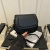 Simple retro girl messenger bag Simple shoulder messenger bag Saddle bag