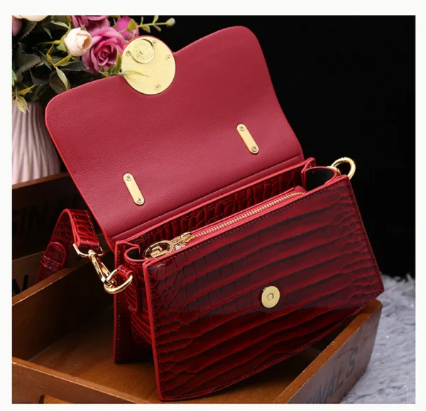 Fashion Diamonds Women Handbags 2023 Red Genuine Leather Lady Shoulder Messenger Bag Crocodile Pattern Portable Shell Tote Bags – Image 5