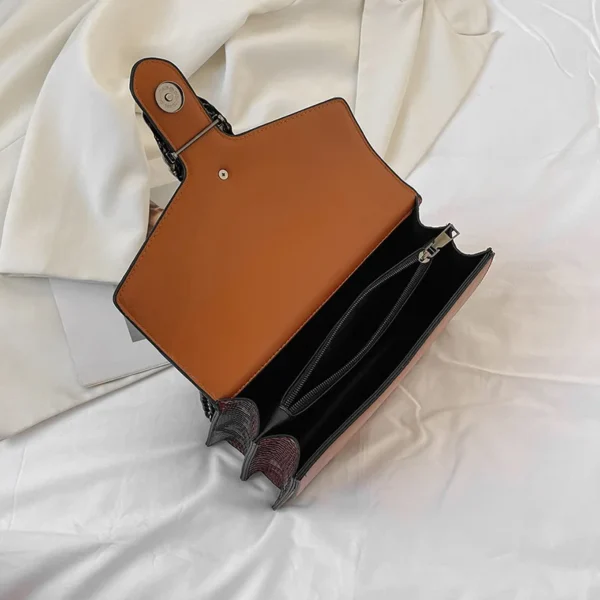 Vintage Chain Small Square Bag For Women's Trend 2024 Korean Popular Fashion Shoulder Crossbody Cross Bag Aesthetic Square Bags – Image 4